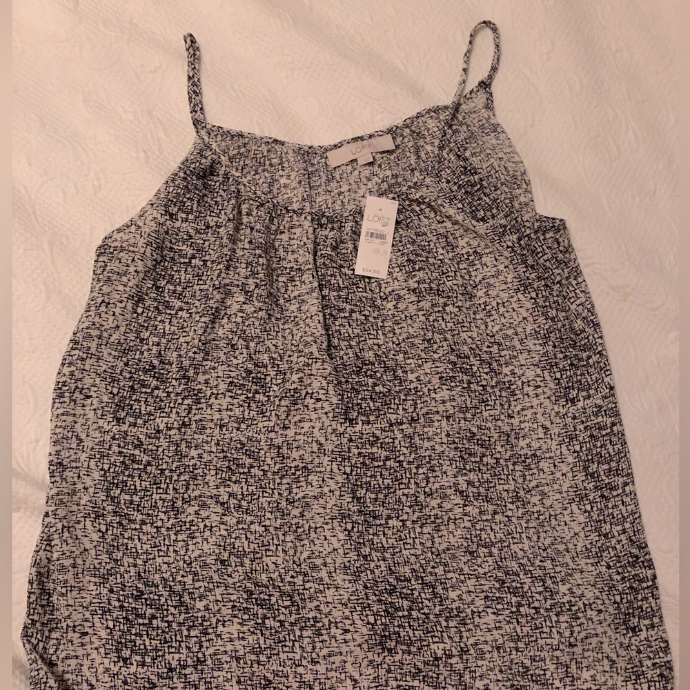 NWT Loft tank-Large. Black/white print.